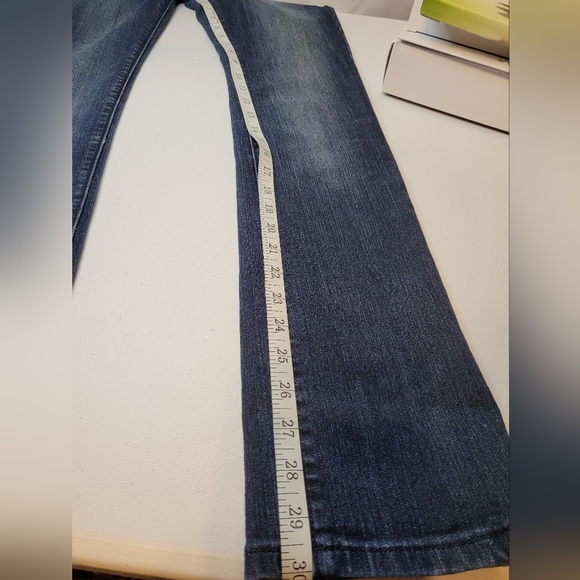 Kardashian Kollection The Kim Jeans Size 2 - Picture 9 of 10